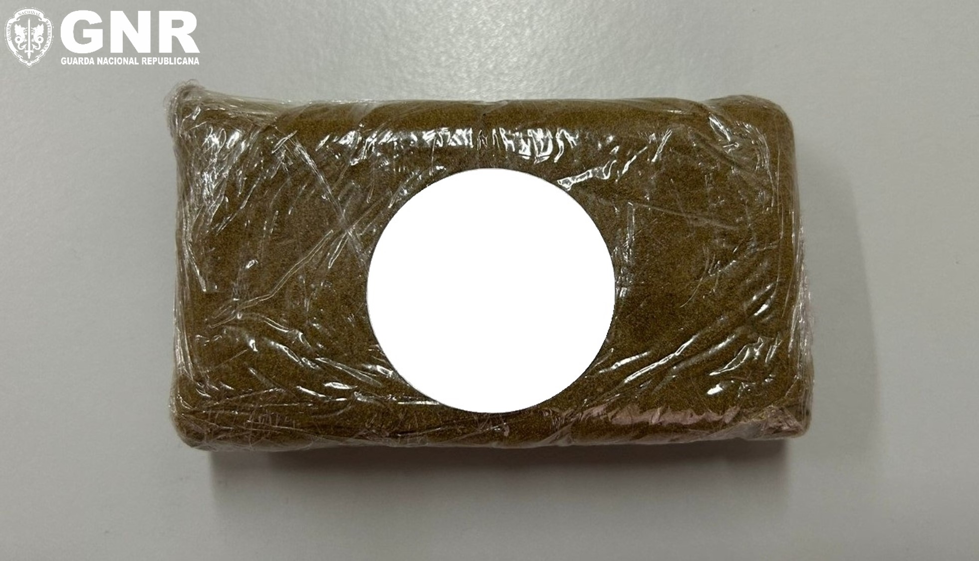 Menor detido em flagrante por tráfico de haxixe em Almeirim